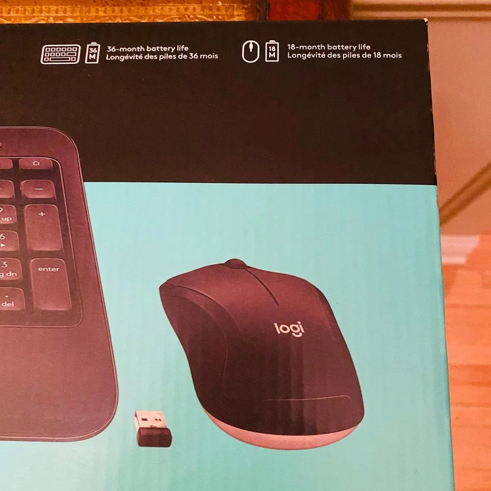 Logitech MK540 Wireless Keyboard Mouse Combo NEW & Sealed